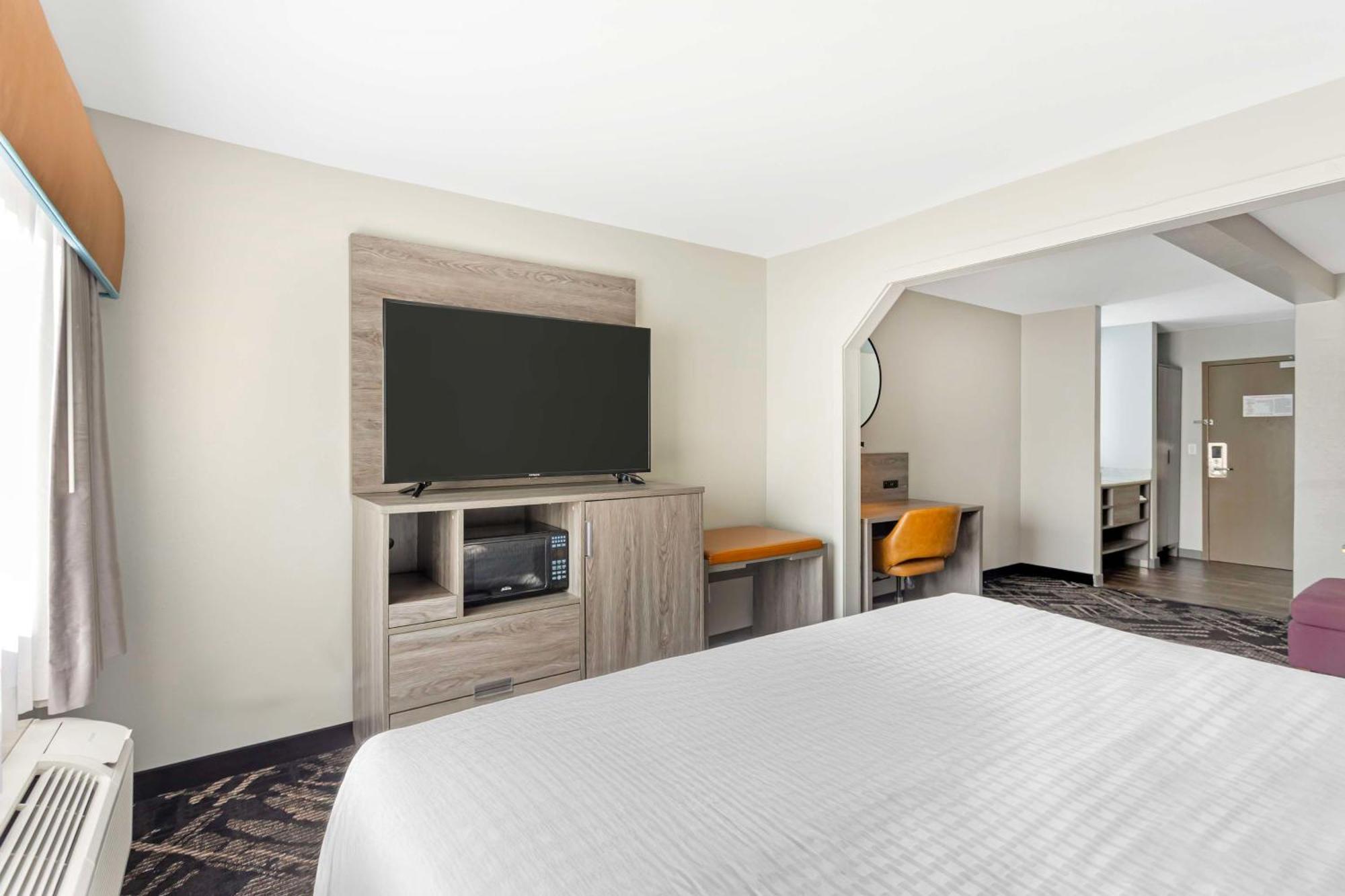 Western Hotel 3*