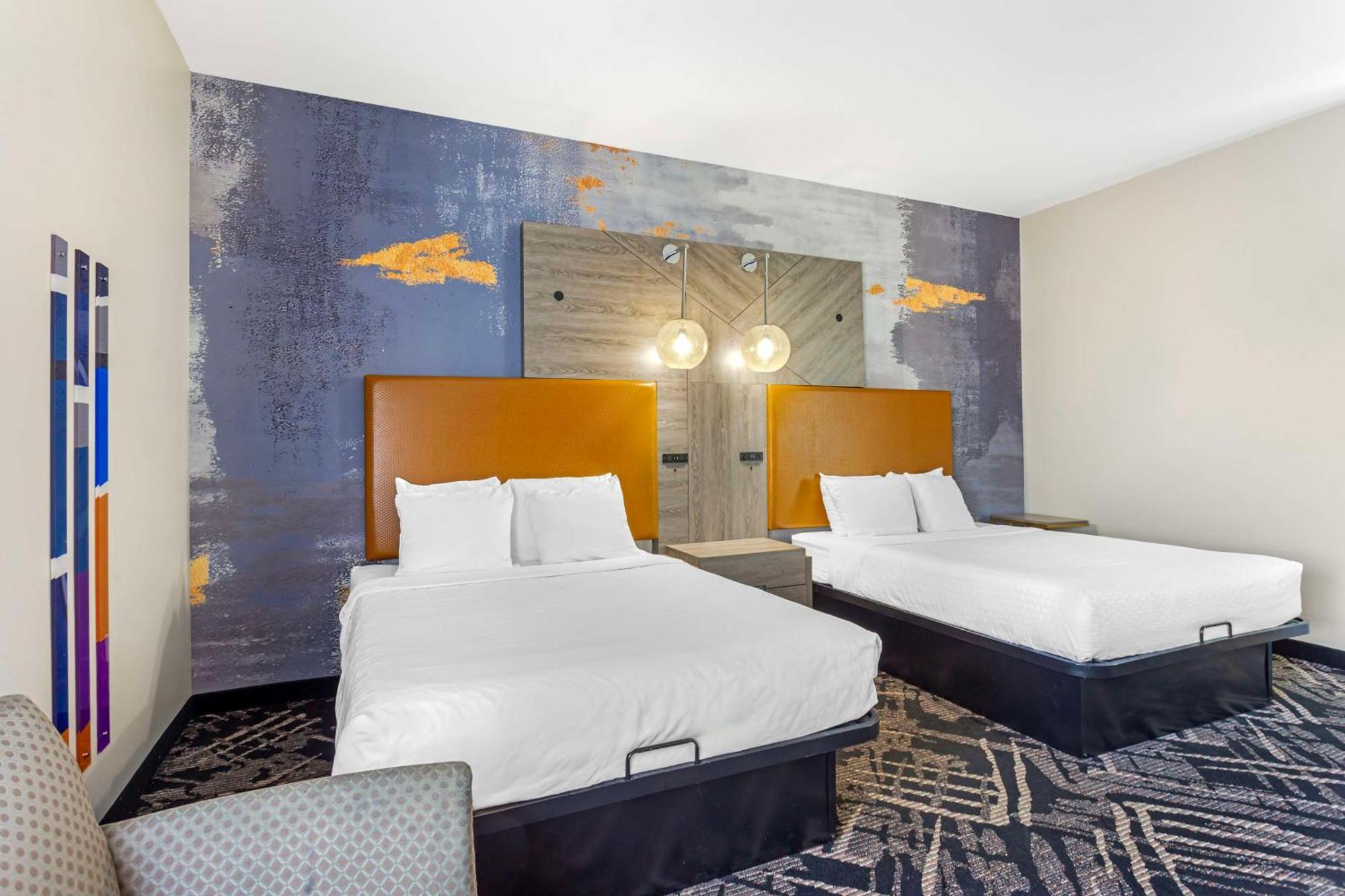 Western Hotel 3*